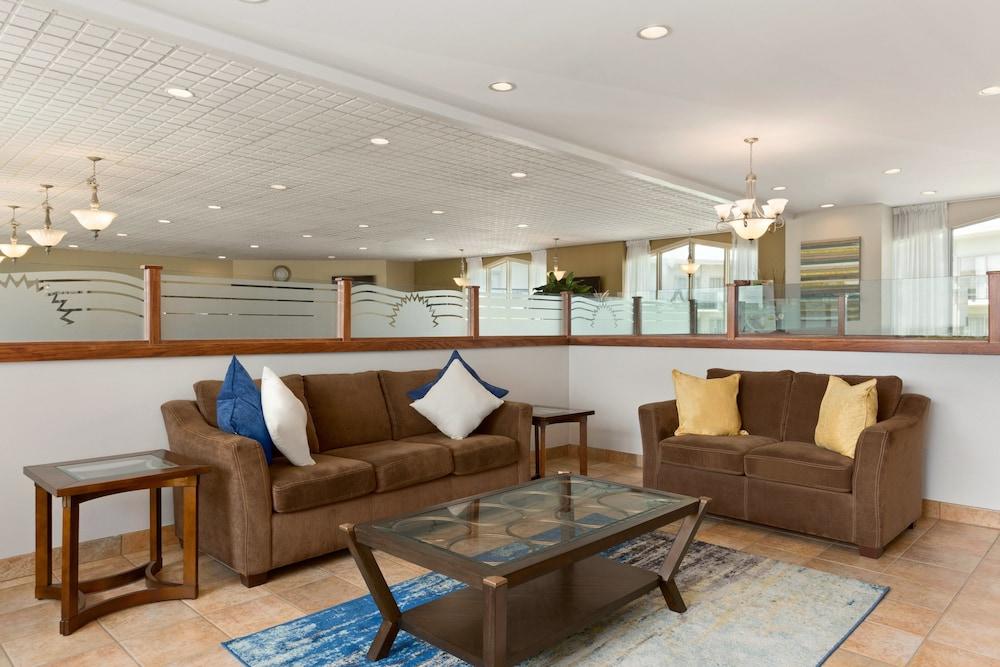Days Inn By Wyndham London Ngoại thất bức ảnh